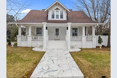 501 W 2nd Avenue, Lexington, NC 27292 - Photo 1