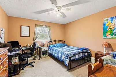 406 E Wellington Lane, Walnut Cove, NC 27052 - Photo 18