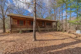 3089 Pipers Gap Rd, Mount Airy, NC 27030 - Photo 16