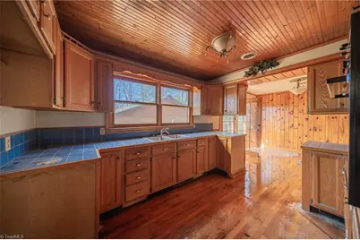 3089 Pipers Gap Road, Mount Airy, NC 27030 - Photo 8