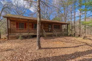 3089 Pipers Gap Rd, Mount Airy, NC 27030 - Photo 2