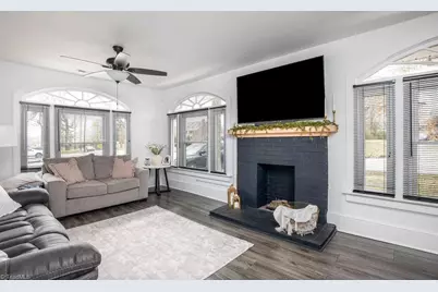 821 Fisher Ferry Street, Thomasville, NC 27360 - Photo 2