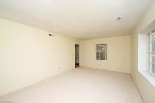 5114 Lawndale Dr, Greensboro, NC 27455 - Photo 12