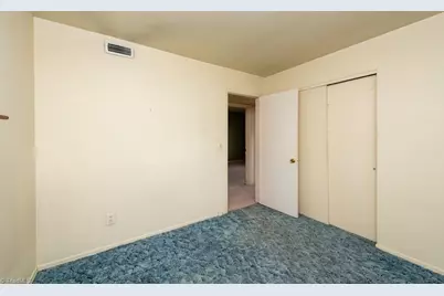 5114 Lawndale Drive, Greensboro, NC 27455 - Photo 38