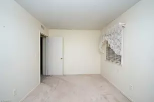 5114 Lawndale Dr, Greensboro, NC 27455 - Photo 34