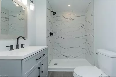 6 Forsyth Street, Thomasville, NC 27360 - Photo 42