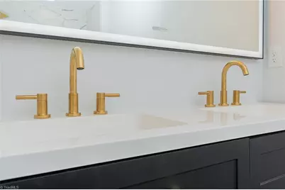 6 Forsyth Street, Thomasville, NC 27360 - Photo 30