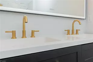 6 Forsyth St, Thomasville, NC 27360 - Photo 30