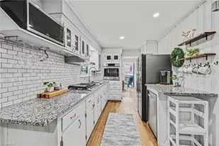 317 Burkewood Dr, Winston-Salem, NC 27104 - Photo 6