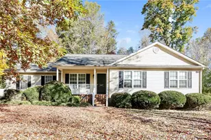 1107 Foxhaven Dr, Greensboro, NC 27455 - Photo 1