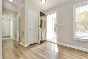 1107 Foxhaven Dr, Greensboro, NC 27455 - Photo 4