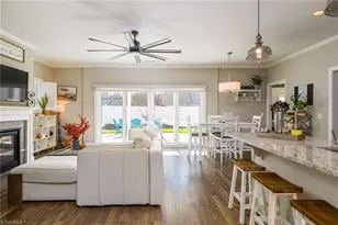 1727 Eastover Dr, Kernersville, NC 27284 - Photo 2