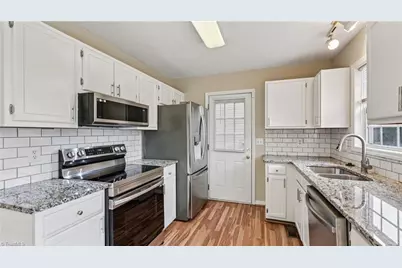 3100 Brookrun Drive, Jamestown, NC 27282 - Photo 10