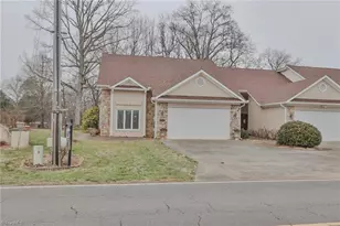 2425 Country Club Rd, Yadkinville, NC 27055 - Photo 34