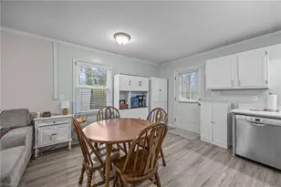 1333 Greenwood Dr, Burlington, NC 27217 - Photo 4