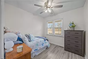 1333 Greenwood Dr, Burlington, NC 27217 - Photo 8