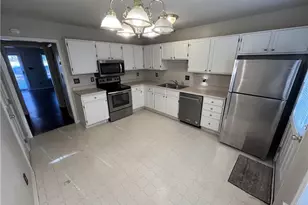 2551 Ambassador Ct, High Point, NC 27265 - Photo 6