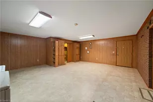 813 Country Ln, Winston-Salem, NC 27107 - Photo 18