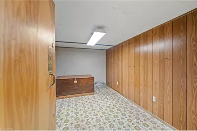 813 Country Lane, Winston-Salem, NC 27107 - Photo 38