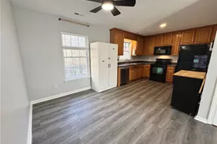 7243 Wanda Vis Ln, Pfafftown, NC 27040 - Photo 8