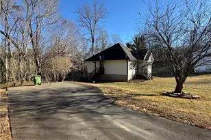 7243 Wanda Vis Ln, Pfafftown, NC 27040 - Photo 28