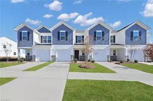 171 Plumtree Ct, King, NC 27021 - Photo 2