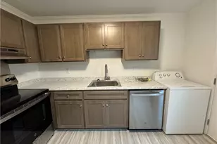 221 Mayberry Ave, Mount Airy, NC 27030 - Photo 2