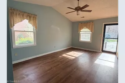 626 Rock Garden Circle, Winston-Salem, NC 27104 - Photo 4