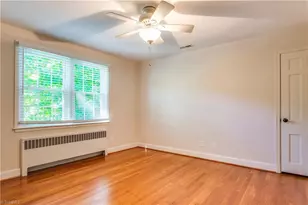 203 Elmwood Dr, Greensboro, NC 27408 - Photo 22