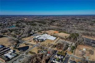 805 Haggard Ave, Elon, NC 27244 - Photo 2