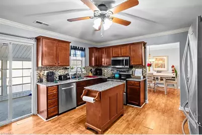 305 Carter Ridge Drive, Reidsville, NC 27320 - Photo 8