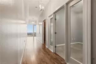 201 N Elm St, Greensboro, NC 27401 - Photo 4