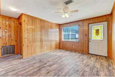 626 King Street, Reidsville, NC 27320 - Photo 10