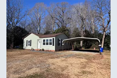 4586 Starmount Road, Liberty, NC 27298 - Photo 4