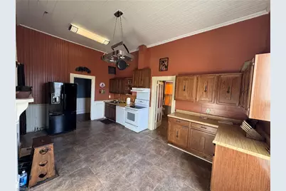 911 E Street, North Wilkesboro, NC 28659 - Photo 10