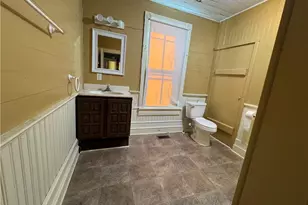 911 E St, North Wilkesboro, NC 28659 - Photo 12