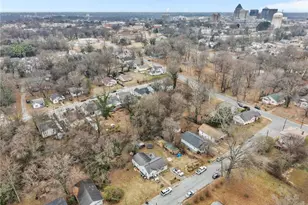 910 Omaha St, Greensboro, NC 27406 - Photo 38