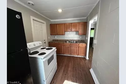 1213 Gatewood Avenue, Greensboro, NC 27405 - Photo 4