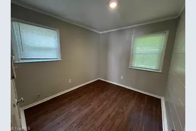 1213 Gatewood Avenue, Greensboro, NC 27405 - Photo 8