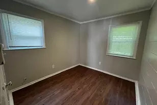 1213 Gatewood Ave, Greensboro, NC 27405 - Photo 8