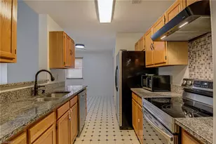 6 Queenanne Ct, Greensboro, NC 27406 - Photo 10