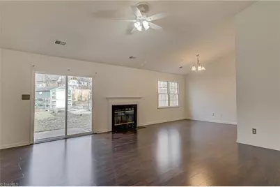 6 Queenanne Court, Greensboro, NC 27406 - Photo 4