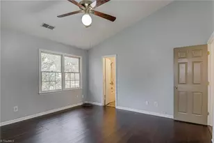 6 Queenanne Ct, Greensboro, NC 27406 - Photo 14