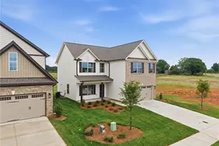 5364 Belmont Gdn Dr, Walkertown, NC 27051 - Photo 2