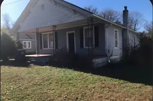 3936 Ogburn Ave, Winston-Salem, NC 27105 - Photo 2