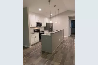 803 Leach Avenue, Thomasville, NC 27360 - Photo 6