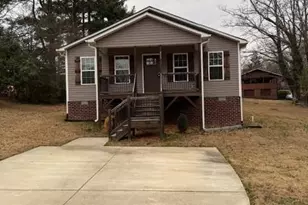 803 Leach Ave, Thomasville, NC 27360 - Photo 1