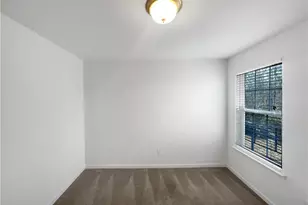 2102 Longburn Dr, Kernersville, NC 27284 - Photo 14