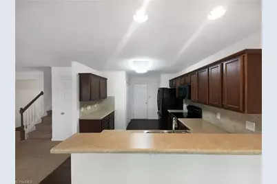 2102 Longburn Drive, Kernersville, NC 27284 - Photo 10