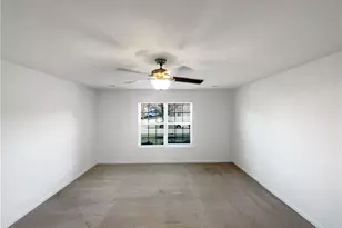 2102 Longburn Dr, Kernersville, NC 27284 - Photo 12